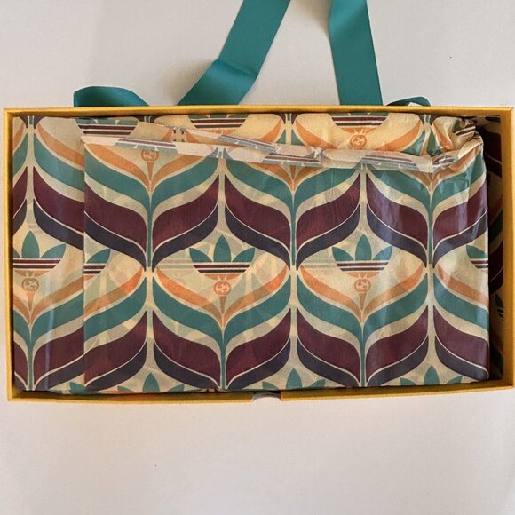 NWT GUCCI x Adidas woman - 7us red GG platform Slide sandals - Picture 9 of 10